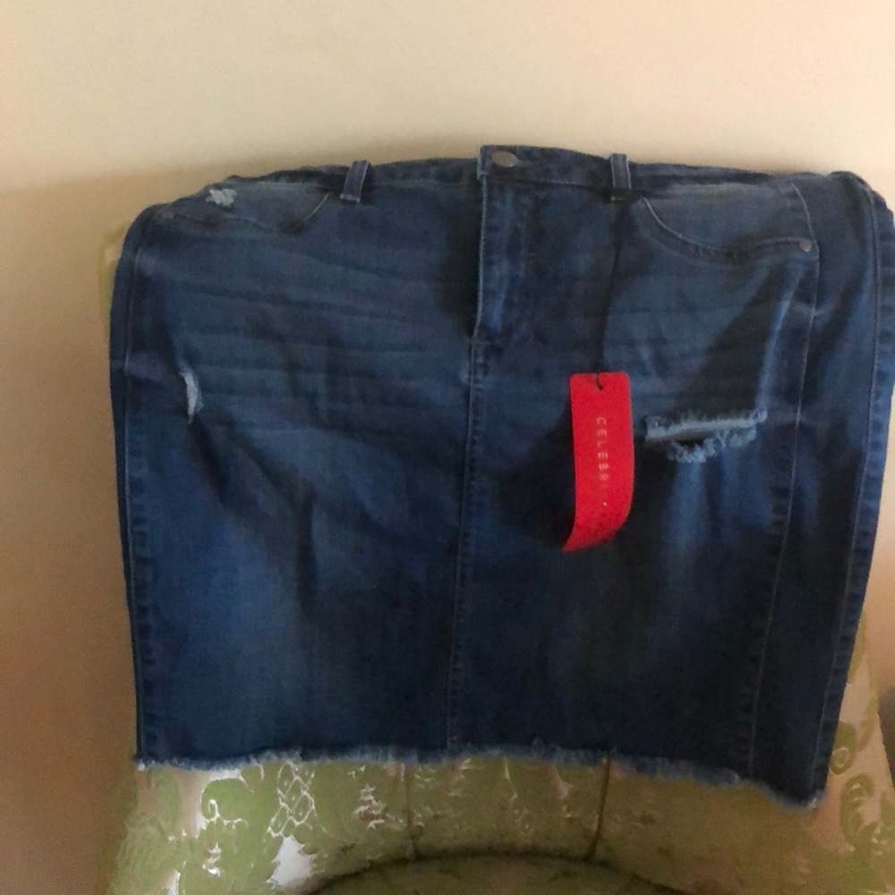 Jeans skirt new